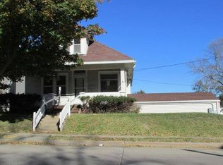 1905 Loras Blvd, Dubuque, IA 52001