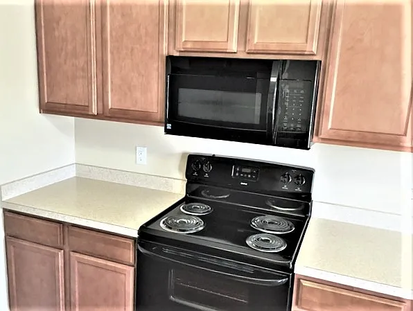 8 Sandy Point Way — Photo 3