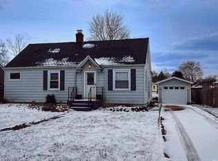 19806 Kern Rd, South Bend, IN 46614