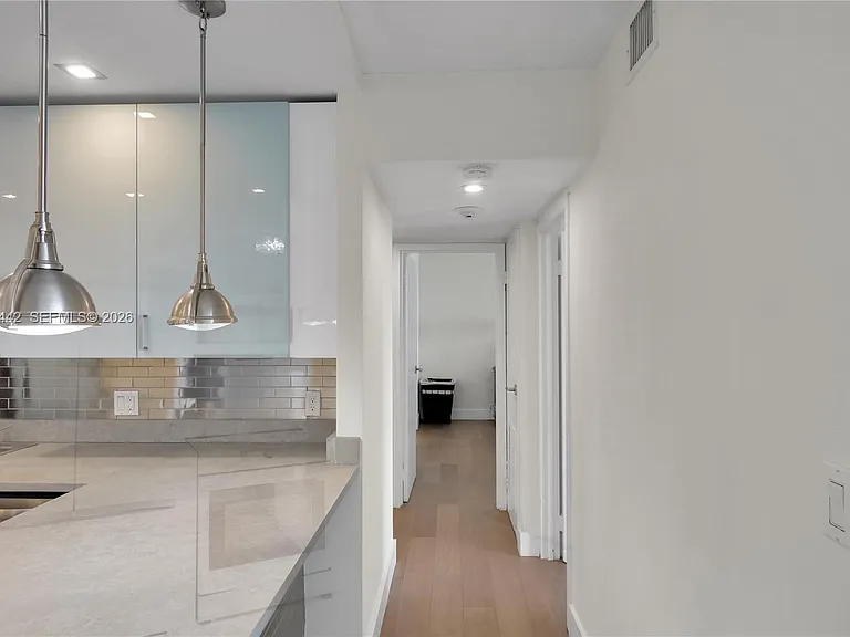 100 Bayview Dr #1008 — Photo 20