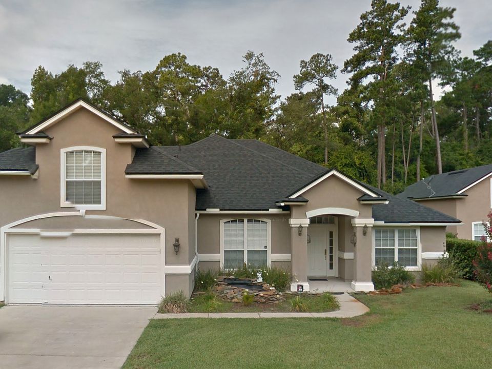 1st image of 3016 Five Oaks Ln