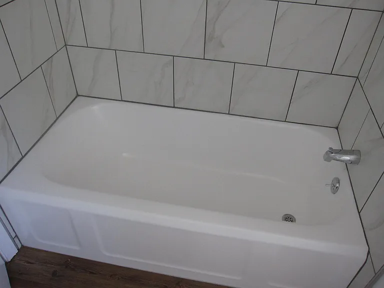 633 S Dunsmuir Ave #11 — Photo 6