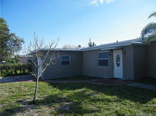 1030 N 74th Way, Hollywood, FL 33024