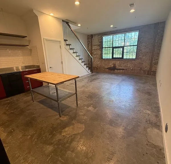207 E Baltimore Ave #800 — Photo 3