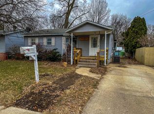 713 Avenue I, Sterling, IL 61081