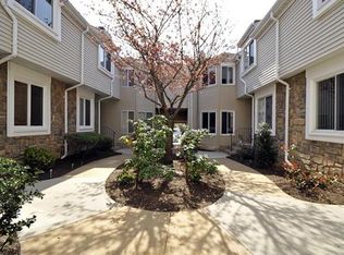 1129 Schmidt Ln, North Brunswick, NJ 08902