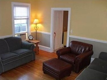 3rd image of 6 Greenleaf St