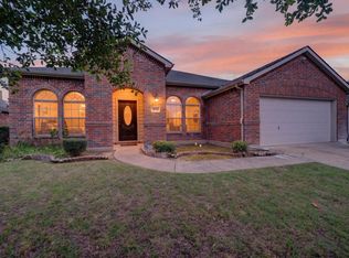 511 Chestnut Trl, Forney, TX 75126