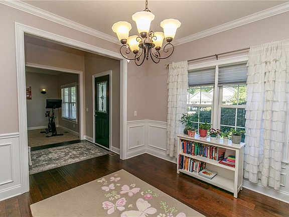 4th image of 33461 Reserve Way At Street Andrews