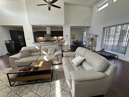 2117 Barton Hills Dr — Photo 4