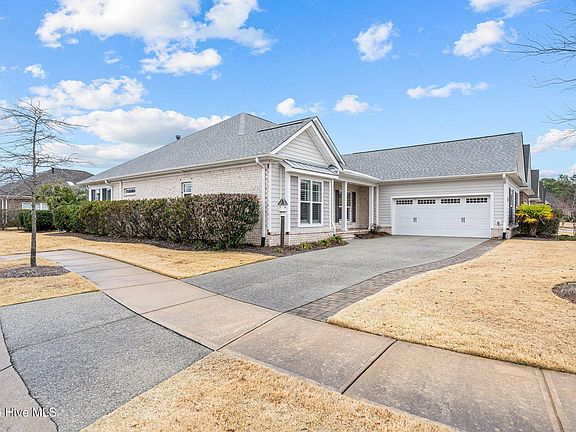 2nd image of 1509 Peace Lane