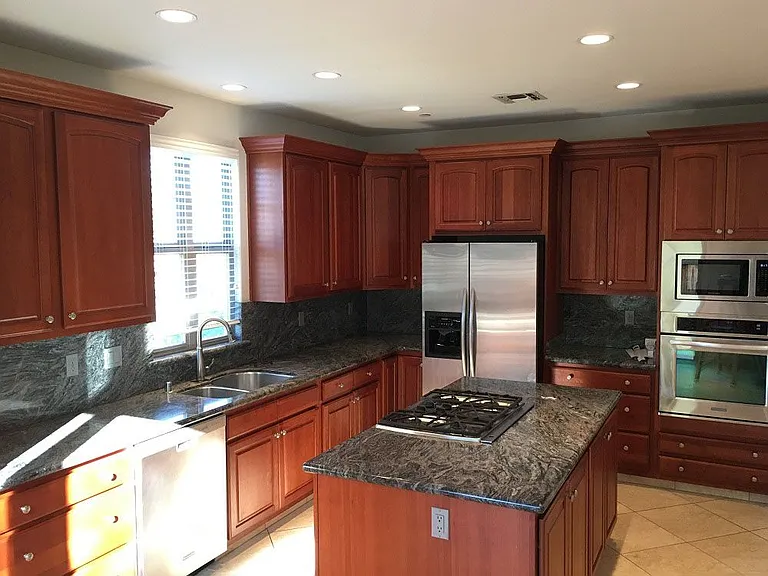 3916 Jefferson St — Photo 8