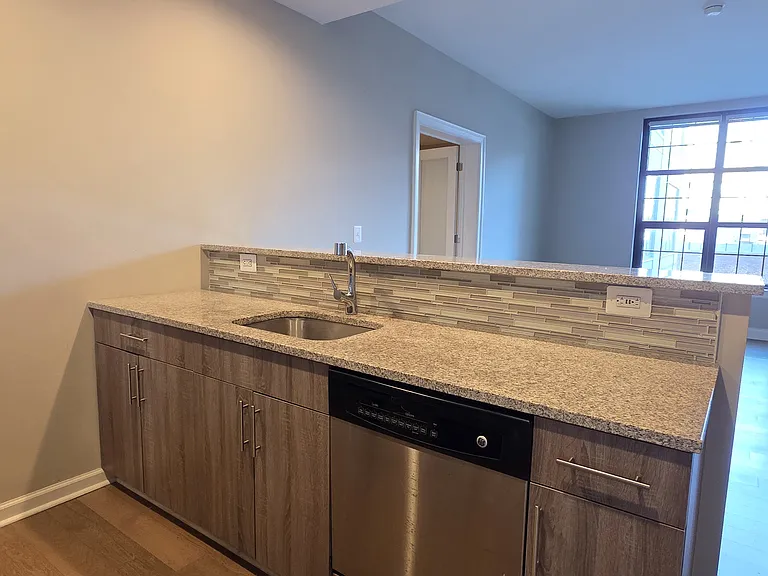 216 Arch St #411 — Photo 5
