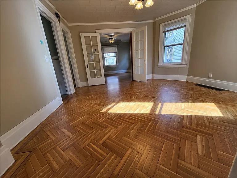 45 Boardman St — Photo 8
