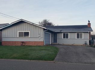 1013 Ivy Ln, Fortuna, CA 95540