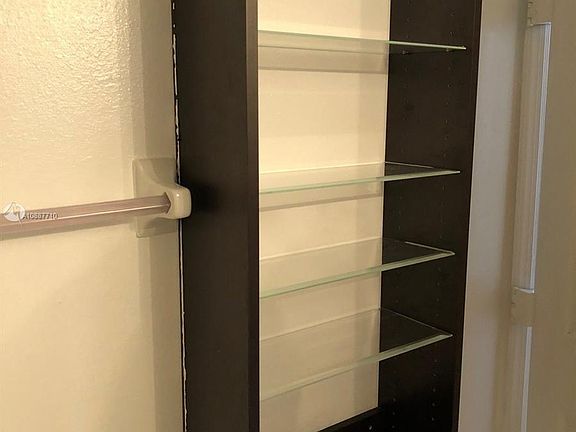 5th image of 218 NW 12th Ave APT 506
