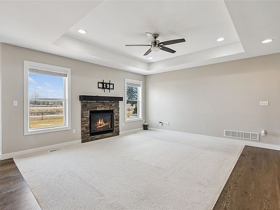 5th image of 5913 Rock Ridge Dr