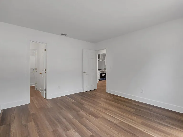 2956 Woodrich Dr — Photo 12