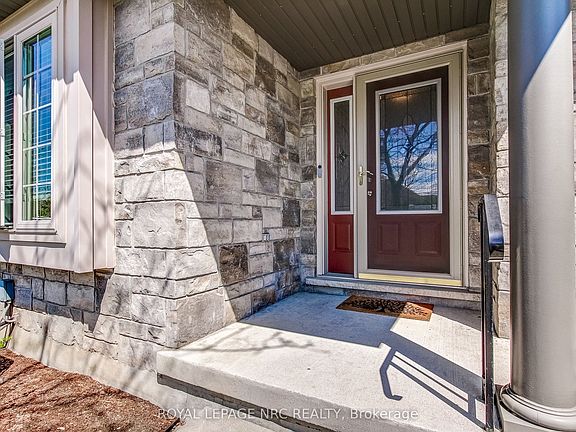 2nd image of 11 Rose Glen Cres