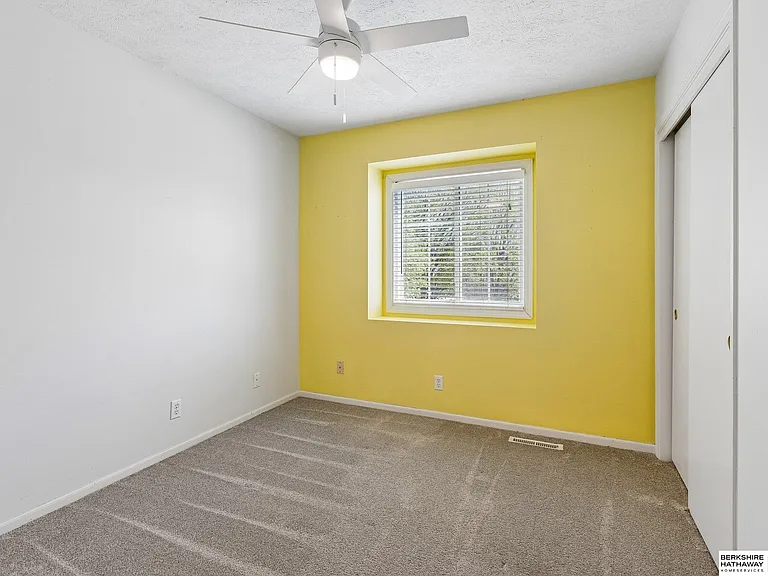 7308 S 155th Ave — Photo 17