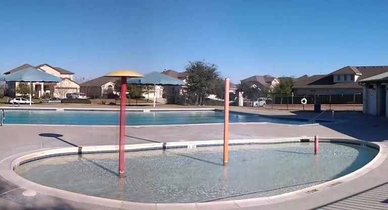 2130 Brinkley Dr — Photo 6