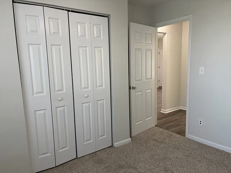 2349 Horne Ave #C — Photo 9