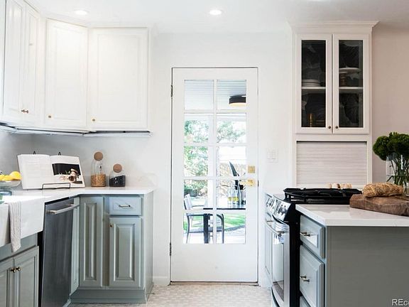 3rd image of 4715 W 33rd Ave