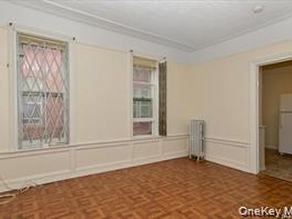 4th image of 663 Miller Ave