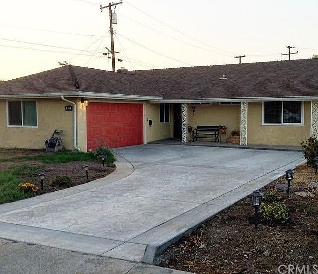 1st image of 951 Pavilion Dr
