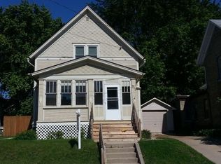 311 N 3rd St, Watertown, WI 53094