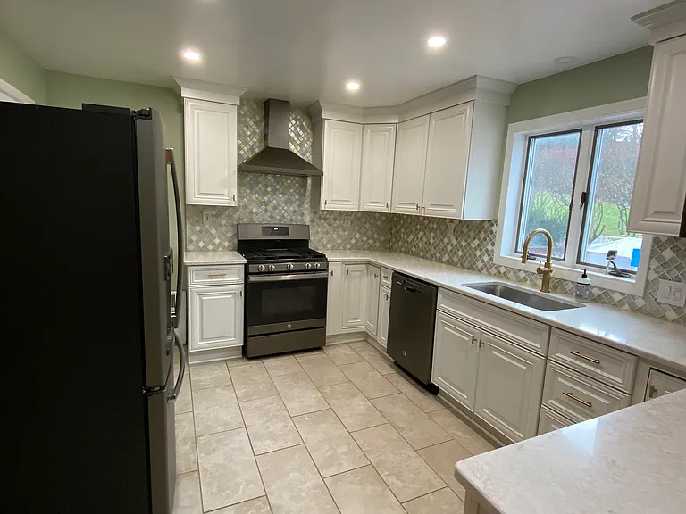 181 Main St — Photo 5