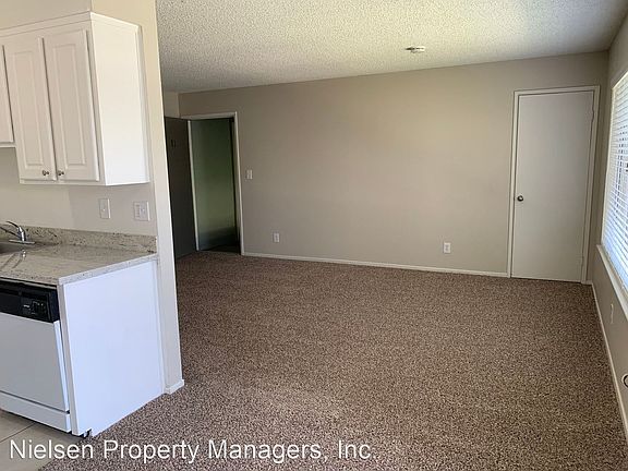 2nd image of 17 Quay Ct APT 1
