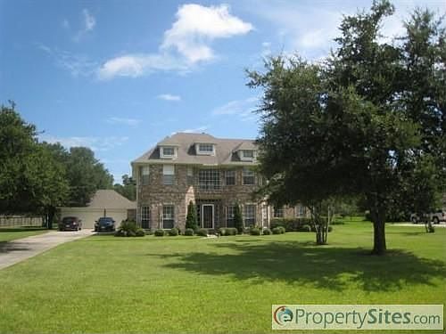 1st image of 17614 N Yaupon Cir