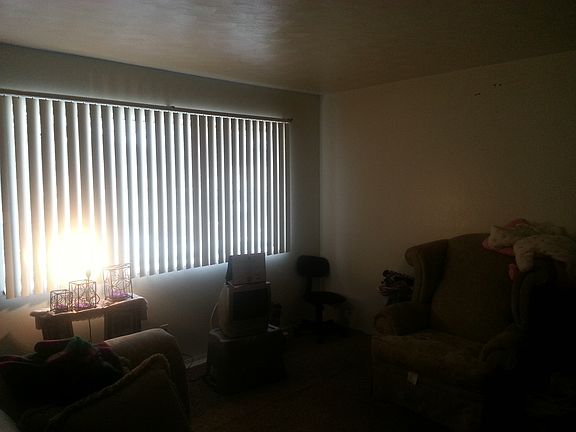 2nd image of 44 Vierling Dr