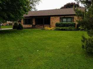 2301 Rohlwing Rd, Rolling Meadows, IL 60008