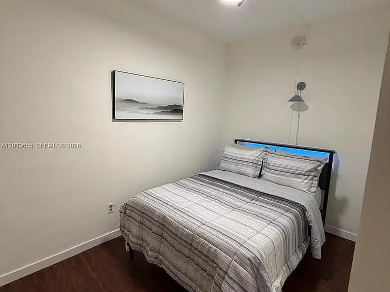 8420 Byron Ave #6 — Photo 7