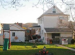 1058 9th Ave, Brackenridge, PA 15014