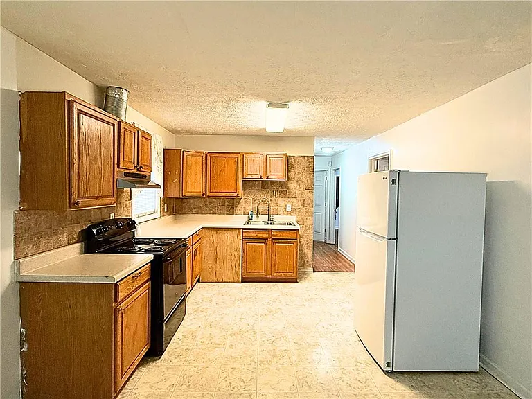 6424 Monica Dr — Photo 4