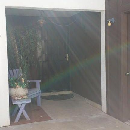 5th image of 940 N Evelyn Ave