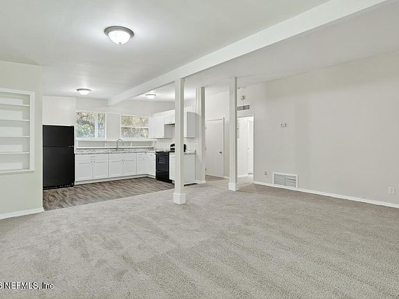 5th image of 3024 KLINE Road E