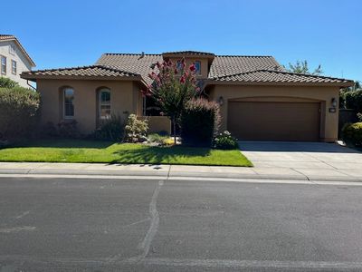 (Undisclosed Address), Elk Grove, CA, 95757