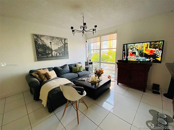 2nd image of 17570 Atlantic Blvd APT 514