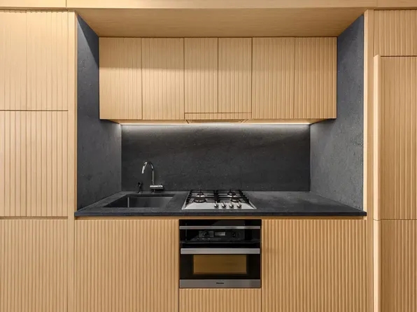 565 Broome Street image 3 of 29