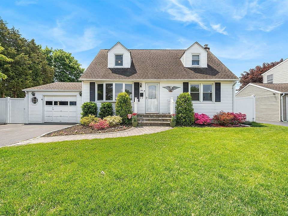 1st image of 244 Lee Avenue