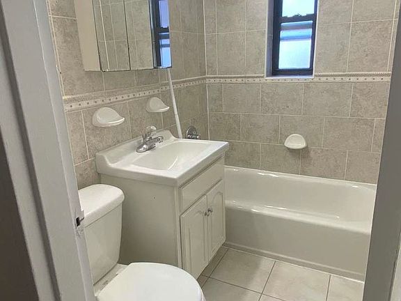 3rd image of 81-10 135th St #506