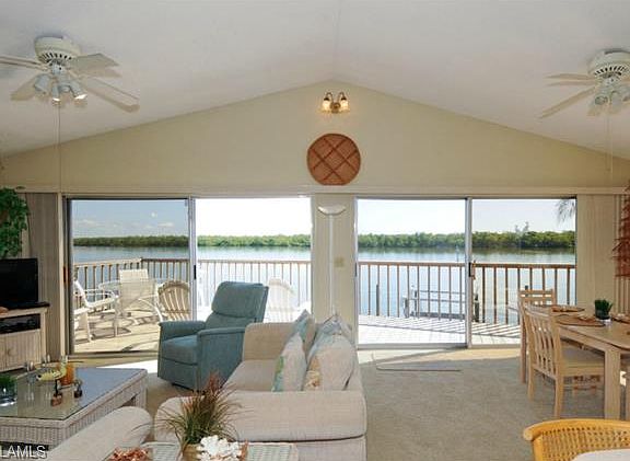 5th image of 222 Hibiscus Dr