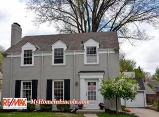 2745 Jackson Dr, Lincoln, NE 68502