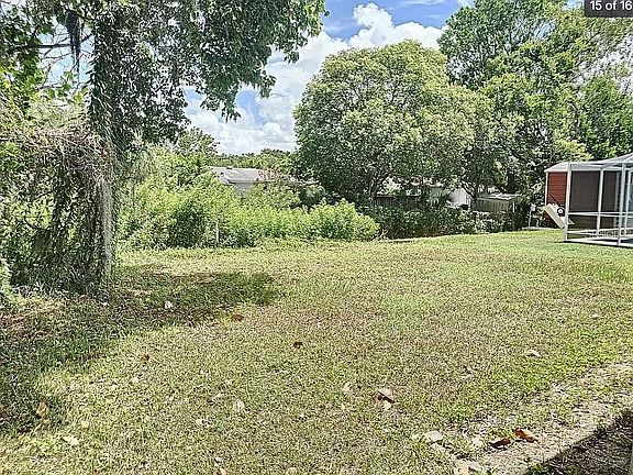 2nd image of 7919 Raintree Dr