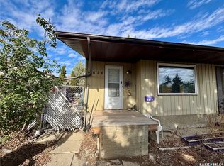 6610 Collins Bay, Regina, SK S4X 1T2