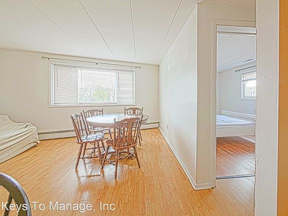 2nd image of 1605 S Water St #16